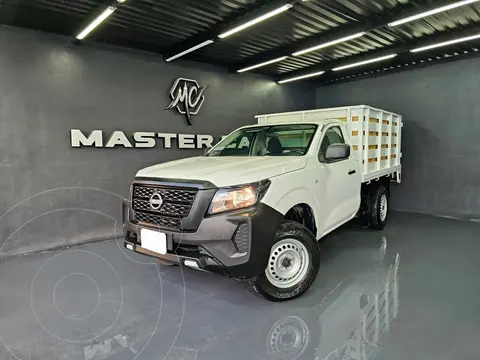 Nissan NP300 Chasis usado (2024) color Blanco precio $414,000