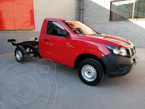 foto Nissan NP300 2.4L Chasis Dh usado (2019) color Rojo precio $355,000