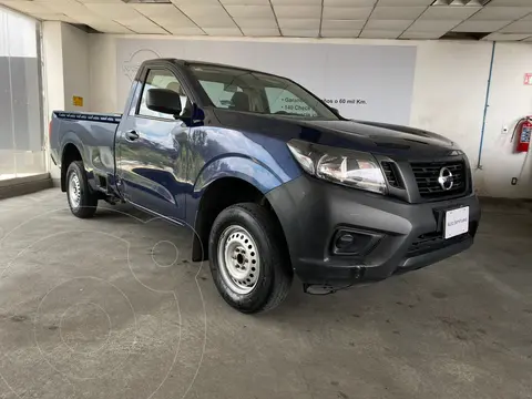 Nissan NP300 2.5L Estacas Dh Paquete de Seguridad usado (2018) color Negro precio $329,800