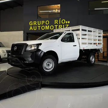 Nissan NP300 Chasis usado (2023) color Blanco precio $419,000