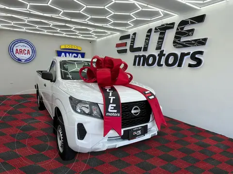 Nissan NP300 Chasis usado (2024) color Blanco precio $384,900