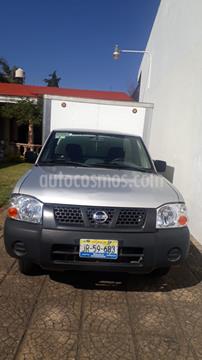 foto Nissan NP300 2.4L Chasis usado (2010) color Gris precio $125,000