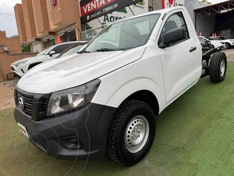 Nissan NP300 2.5L Chasis Cabina Diesel Dh A/A Paq. de Seguridad usado (2019) color Blanco precio $299,999