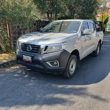 Nissan NP300 2.4L Doble Cabina SE A/A Paquete de Seguridad usado (2020) color Gris precio $295,000