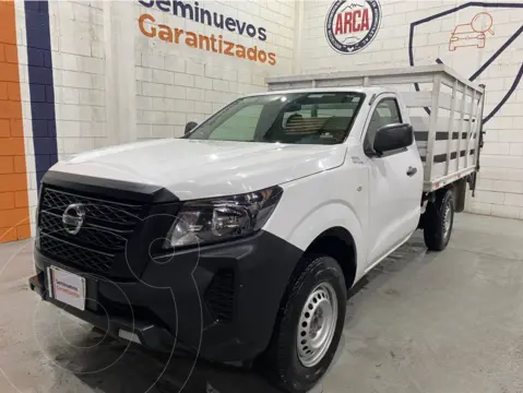 Nissan NP300 Chasis usado (2021) color Blanco precio $379,000