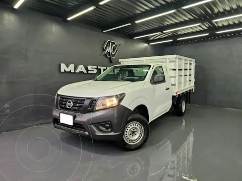 Nissan NP300 2.5L Estacas Dh A/A Paquete de Seguridad usado (2020) color Blanco precio $358,000