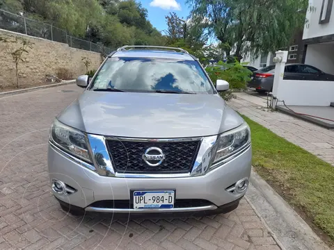 foto Nissan Pathfinder Advance usado (2015) color Plata precio $295,000