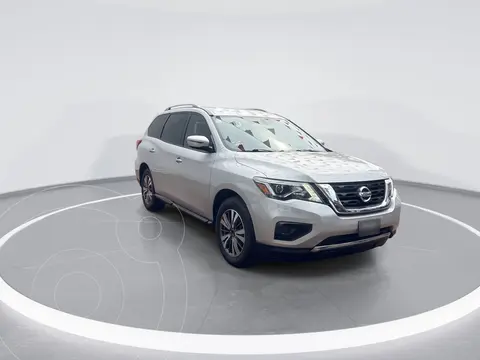Nissan Pathfinder Sense usado (2018) color plateado precio $339,000