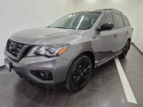 Nissan Pathfinder Exclusive Midnight Edition 4x4 usado (2018) color Gris financiado en mensualidades(enganche $112,420 mensualidades desde $11,090)