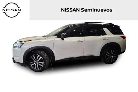 Nissan Pathfinder Platinum usado (2023) color Blanco precio $750,000