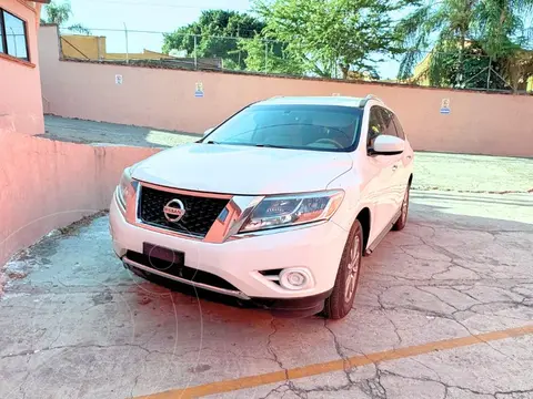 Nissan Pathfinder Sense usado (2014) color Blanco precio $198,000