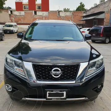 Nissan Pathfinder LE 3.5L 4x2 Aut Piel usado (2016) color Negro precio $360,000