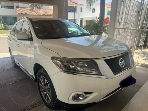 Nissan Pathfinder Advance usado (2014) color Blanco precio $260,000