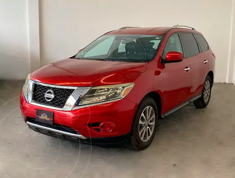 Nissan Pathfinder Sense usado (2016) color Rojo precio $249,000