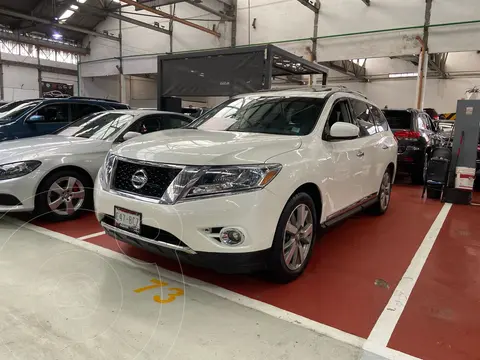 Nissan Pathfinder Sense usado (2016) color Blanco financiado en mensualidades(enganche $77,500 mensualidades desde $8,050)