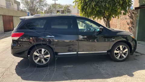 Nissan Pathfinder SE Aut usado (2014) color Negro precio u$s29,000