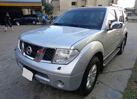 Nissan Pathfinder Xe L4,2.4i,8v S 2 2 usado (2007) color Gris precio u$s8.000