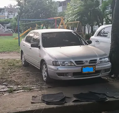 Nissan Primera Sincronico- usado (1998) color Gris precio $12.000.000