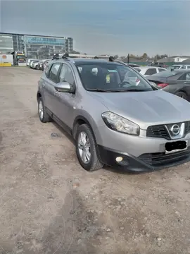 Nissan Qashqai +2 2.0L 4x2 usado (2013) color Plata precio $7.800.000