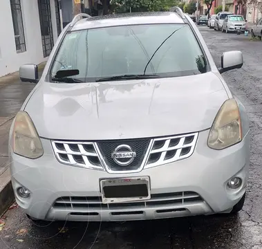 Nissan Rogue SL Piel usado (2014) color Plata precio $150,000