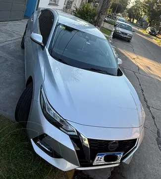 Nissan Sentra Advance usado (2021) color Plata precio $28.500.000