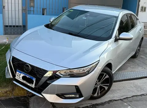 Nissan Sentra Advance usado (2021) color Plata precio $28.000.000