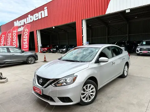 Nissan Sentra 1.8L Sense usado (2017) color Plata financiado en cuotas(pie $1.650.000)