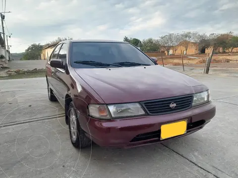 Nissan Sentra 16v- usado (1996) color Rojo precio $15.000.000