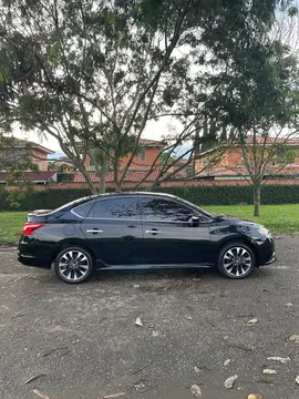 Nissan Sentra SR usado (2018) color Negro precio $56.000.000
