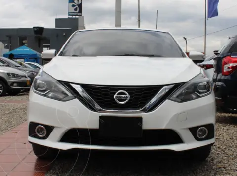 Nissan Sentra SR usado (2020) color Blanco financiado en cuotas(cuota inicial $10.000.000 cuotas desde $1.473.117)