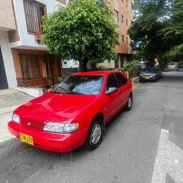 Nissan Sentra 1.6L usado (1996) color Rojo precio $14.000.000