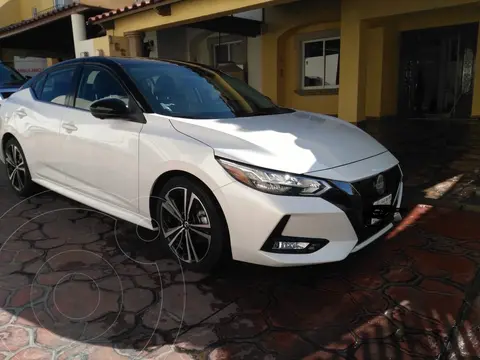 foto Nissan Sentra SR Bi-tono Aut usado (2021) color Blanco Perla precio $460,000