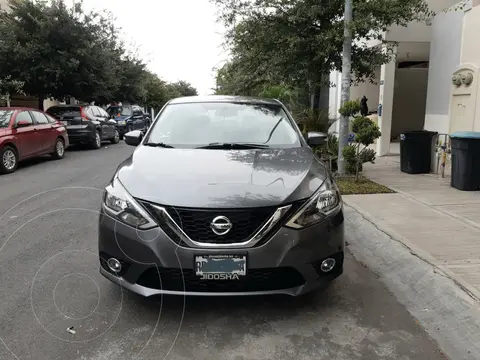 Nissan Sentra Advance Aut usado (2018) color Gris precio $255,000