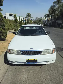 foto Nissan Sentra GST Aut usado (2000) color Blanco precio $70,000