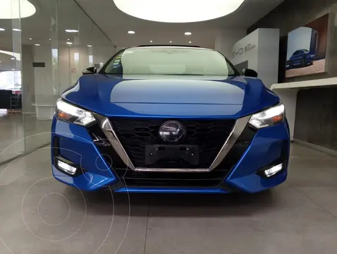 Nissan Sentra SR Aut usado (2021) color Azul precio $320,000