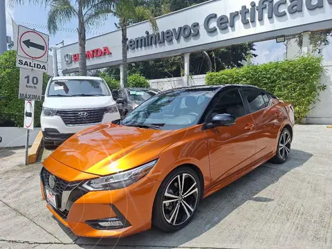 Nissan Sentra SR Bi-tono Aut usado (2023) color Naranja precio $386,000