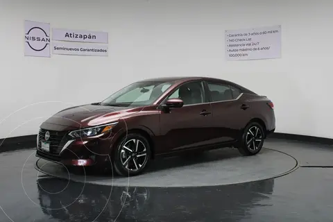Nissan Sentra Sense Aut usado (2024) color Rojo Cobrizo precio $325,000