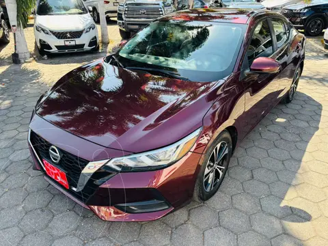 Nissan Sentra Sense Aut usado (2022) color Rojo financiado en mensualidades(enganche $76,594 mensualidades desde $6,803)