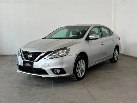 Nissan Sentra Advance Aut usado (2017) color plateado precio $199,000