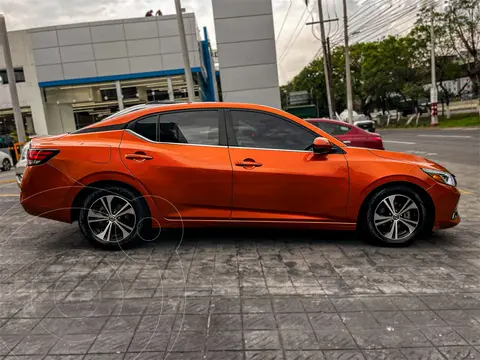 Nissan Sentra Advance usado (2021) color Naranja precio $288,000