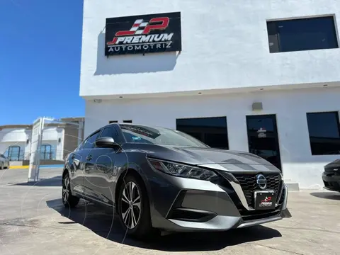 Nissan Sentra Sense Aut usado (2023) color Gris Oxford precio $348,000