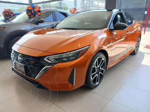 Nissan Sentra SR Platinum usado (2024) color Naranja financiado en mensualidades(enganche $117,175 mensualidades desde $8,960)