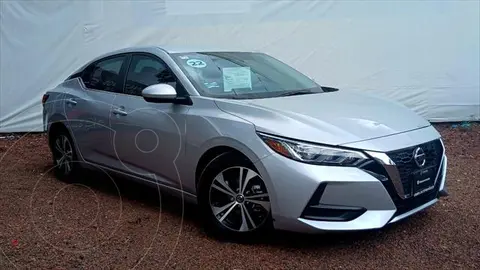 Nissan Sentra Sense Aut usado (2023) color plateado precio $285,900