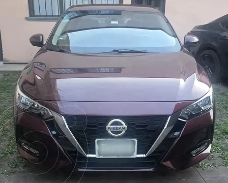 Nissan Sentra Advance Aut usado (2022) color Rojo Merlot precio $330,000