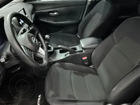 Nissan Sentra Sense usado (2023) color Rojo financiado en mensualidades(enganche $141,702 mensualidades desde $6,184)