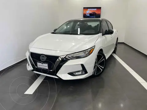 Nissan Sentra SR Bi-tono Aut usado (2021) color Blanco precio $345,000