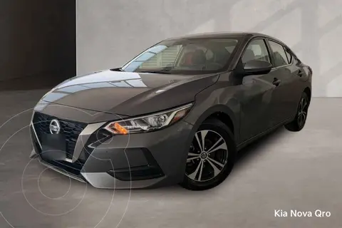 Nissan Sentra Sense Aut usado (2023) color Gris precio $330,000