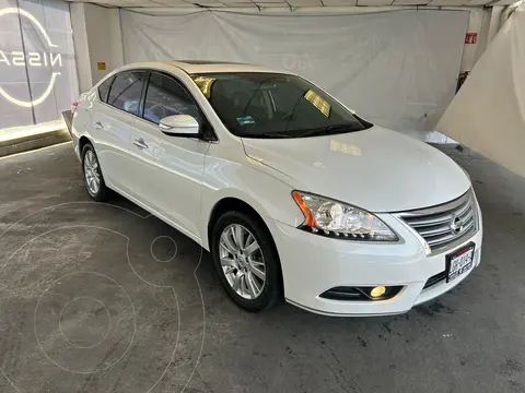 Nissan Sentra Exclusive NAVI Aut usado (2016) color Blanco precio $195,800