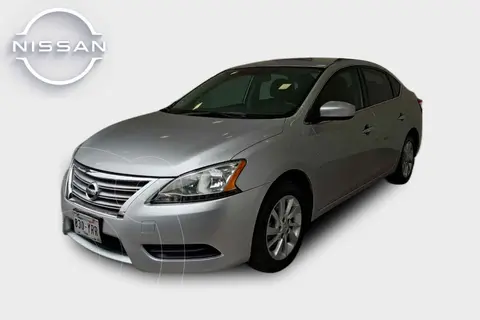 Nissan Sentra Sense Aut usado (2013) color Plata precio $153,000
