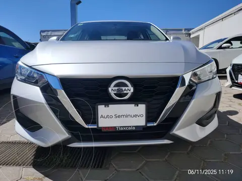 Nissan Sentra Sense usado (2023) color Plata precio $320,000